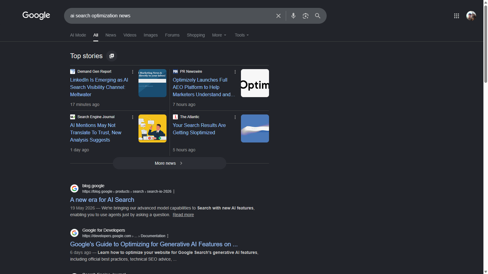 Google Top stories module with the source picker icon next to the heading